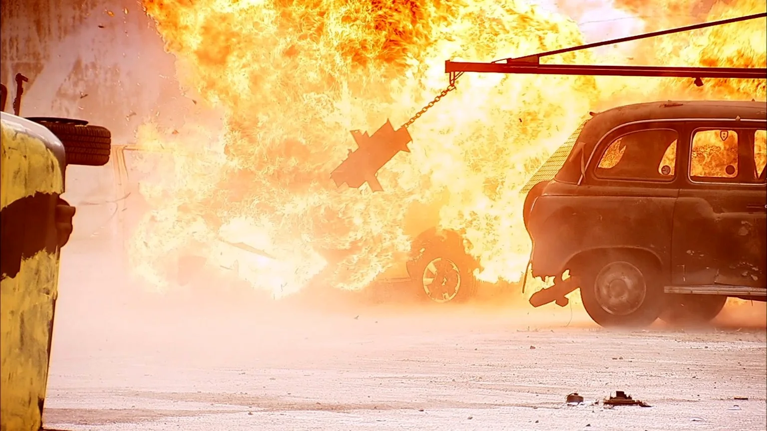 Practical vehicle explosion effect